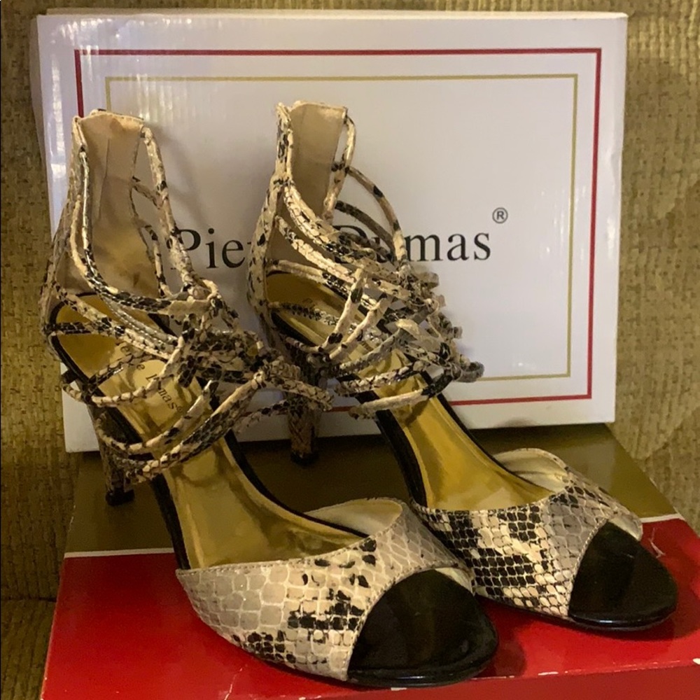 Pierre dumas strapping heels